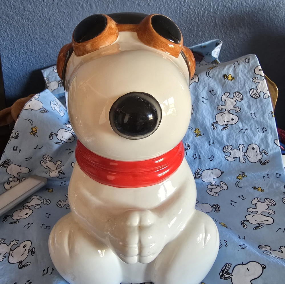 Snoopy "World War I Flying Ace" cookie jar.